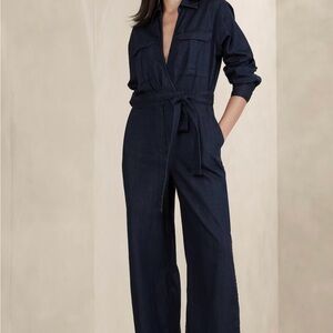 Banana Republic Denim Jumpsuit. Size2P. Like New. Worn Once